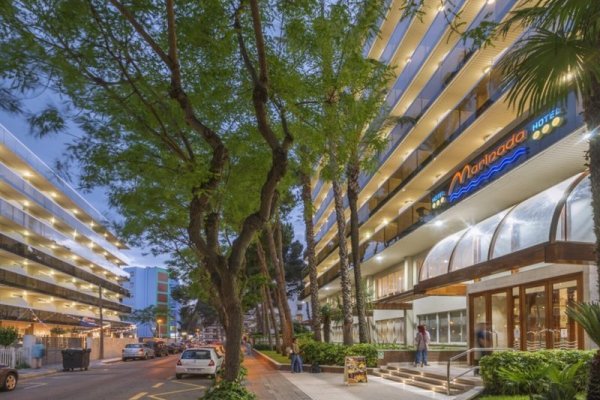 Ponient Aparthotel Marinada