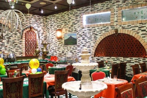Knight Armour Hotel