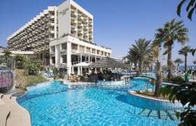 The Golden Bay Beach Hotel recenzie