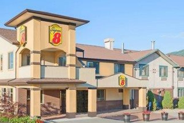 Super 8 By Wyndham Salmon Arm