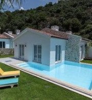 Z Exclusive Hotel & Villas