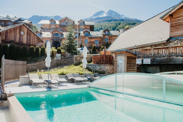 Sunêlia Chalets & Résidence  Les Logis d'Orres