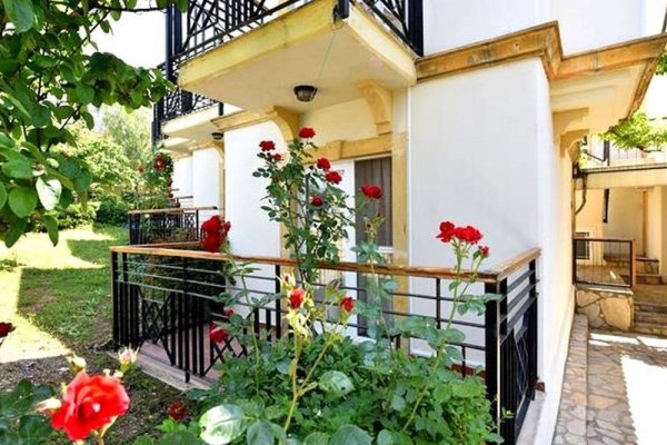 Artemisia Royal Park Club Hotel