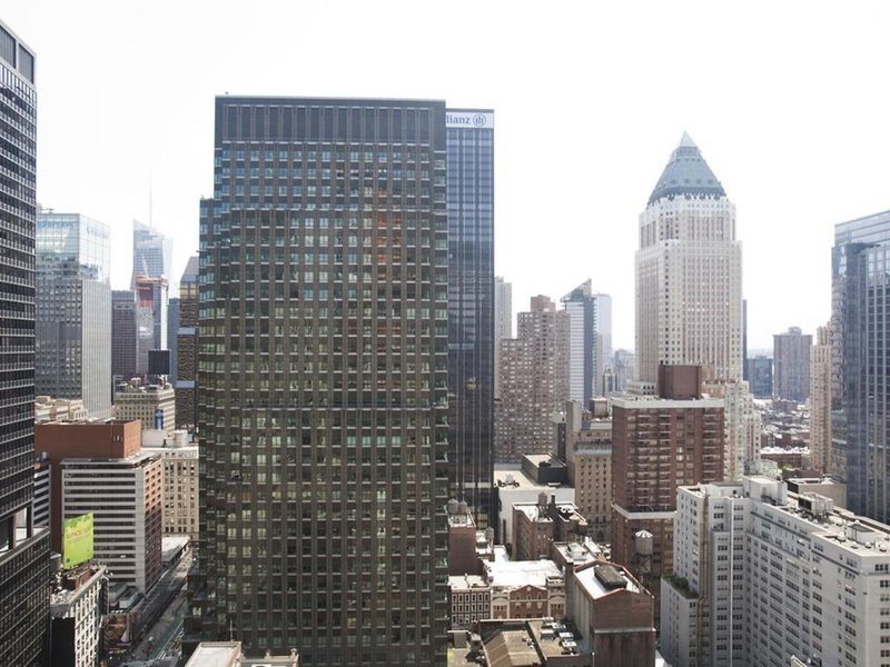 Courtyard New York Manhattan Central Park