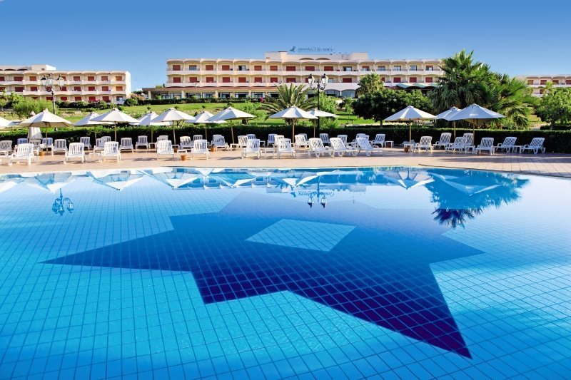 Conte Di Cabrera Hotel Club recenzie