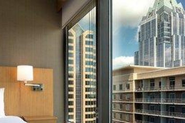Hyatt Place Austin Downtown