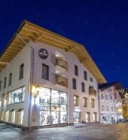 Two Timez Boutique Hotel