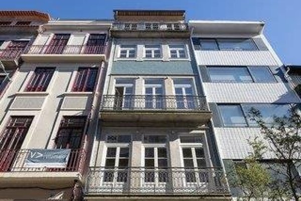 Líbere Porto Laranjais