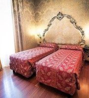 Hotel Des Epoques