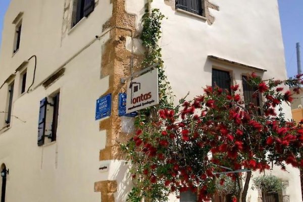 Ontas Traditional Hotel