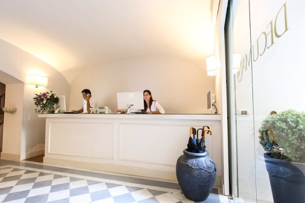 Decumani Hotel De Charme