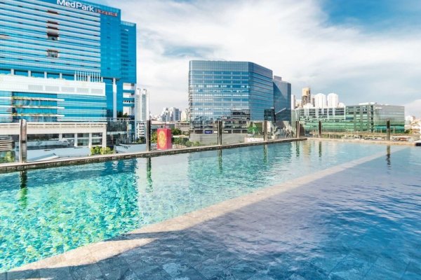 Seekers Finders Rama Iv Hotel, Surestay Collection By Best Western