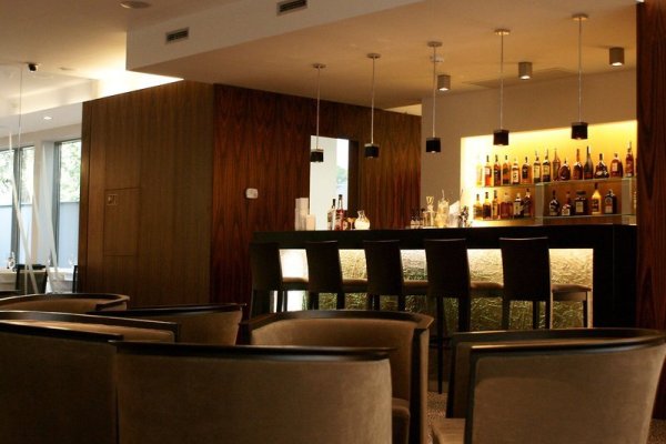 Hotel Avance