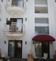 S3 Orange Hotel