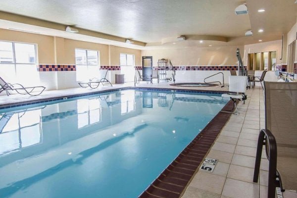 Quality Inn & Suites I-35 E/Walnut Hill
