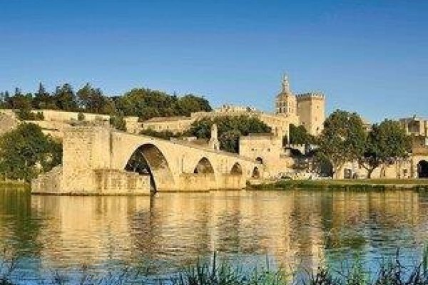 Ibis Avignon Centre Pont De L´europe