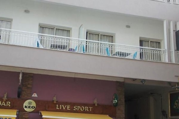 Stephanie City Apartments