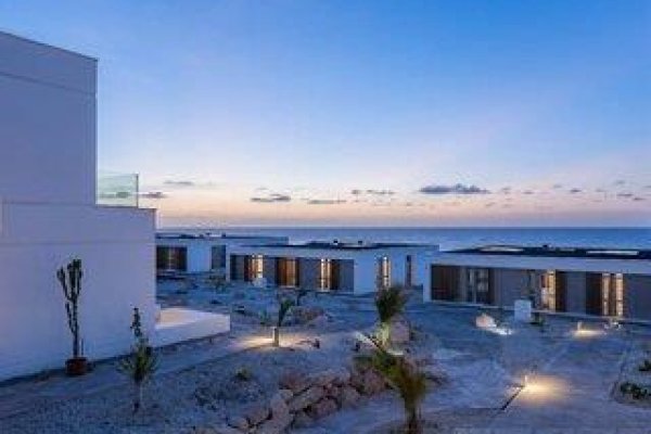 Nivaria Beach Apartments And Villas
