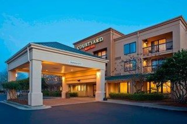 Courtyard  By Marriott Gulf Shores Craft Farms