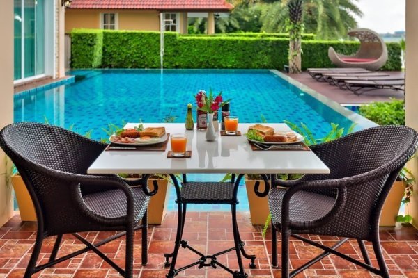 Fisherman Way Beach Resort