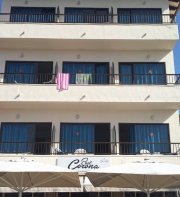 Hostal Port Corona