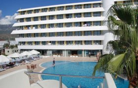 Drita Hotel Resort & Spa recenzie