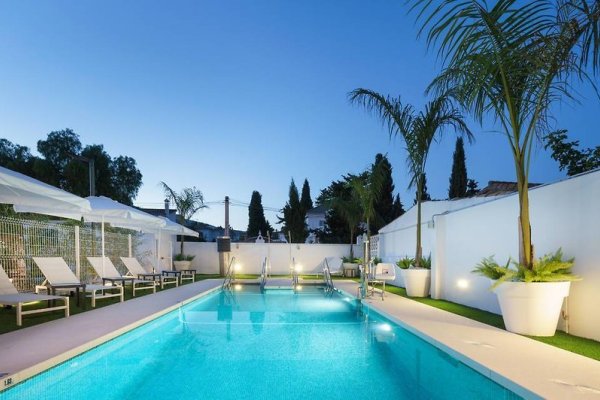 Costa del Sol Hotel