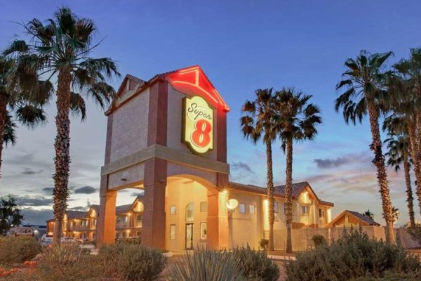 Super 8 Tucson Grant Road Area