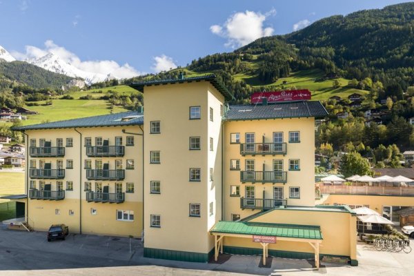 Alpenparks Hotel Matrei