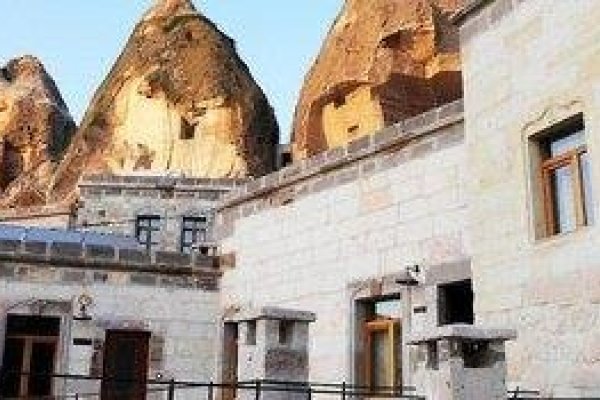 Aza Cave Hotel