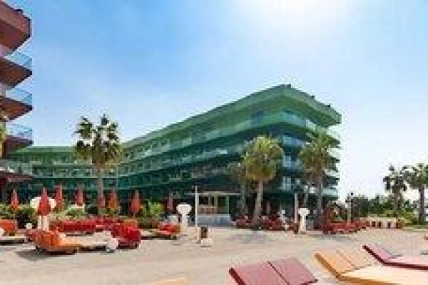 Voco Dubai Nice The Heart Of Europe
