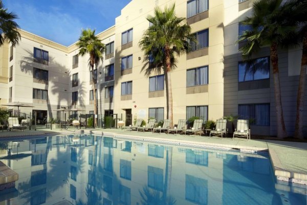 Hampton Inn Phoenix-Biltmore