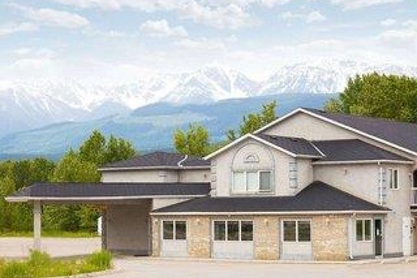 Super 8 By Wyndham Golden