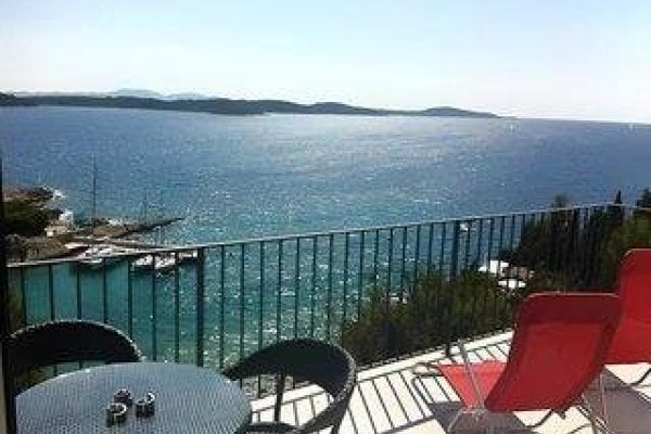Blue Bay Residence