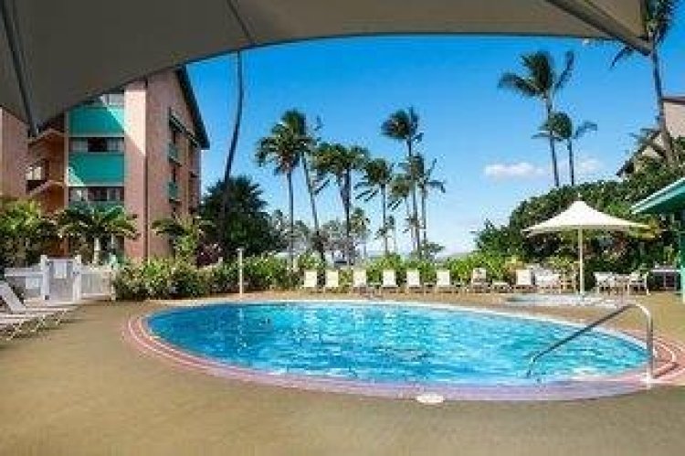 Maui Schooner Resort