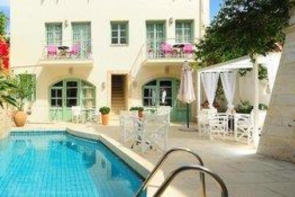 Mythos Residence