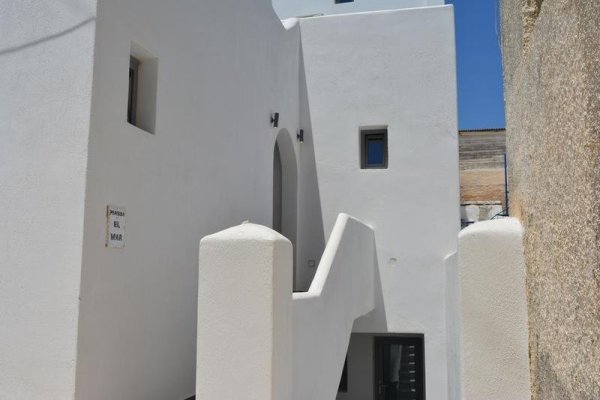 Perissa El Mar Rooms