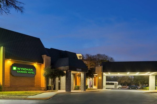 Wyndham Garden Dallas North