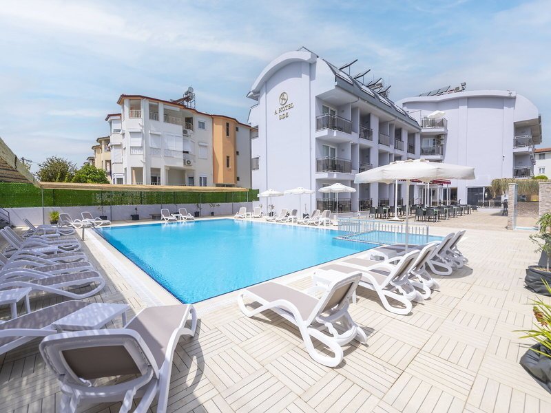 A Hotel Side recenzie