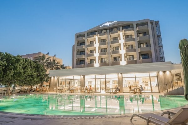 Premier Nergis Beach Hotel