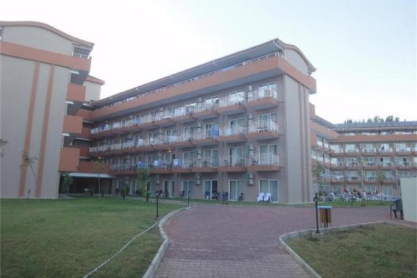 Larissa Vista - Hotel