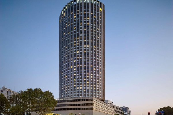 Hyatt Regency Paris Etoile