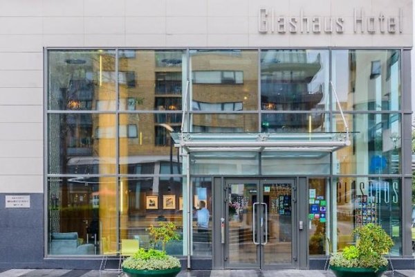 Glashaus Hotel