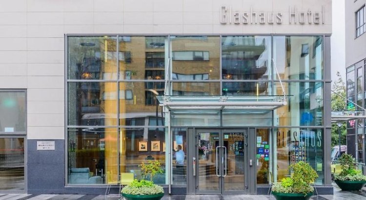 Glashaus Hotel