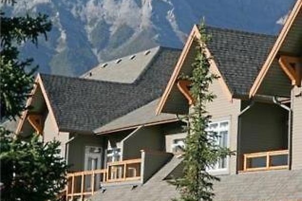 Blackstone Mountain Lodge