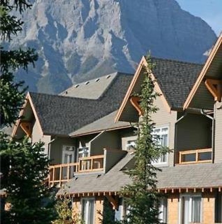 Blackstone Mountain Lodge