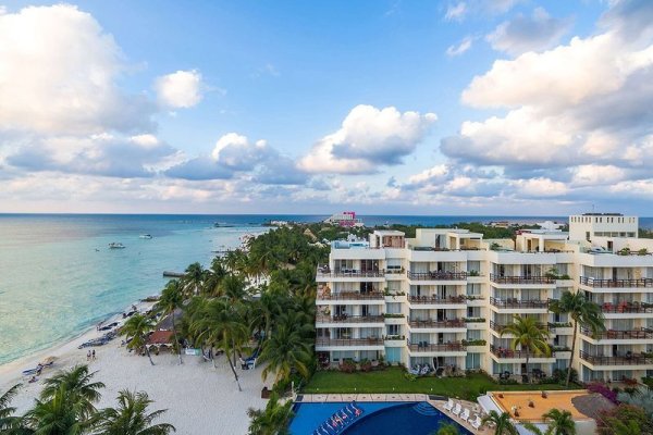 Ixchel Beach Hotel