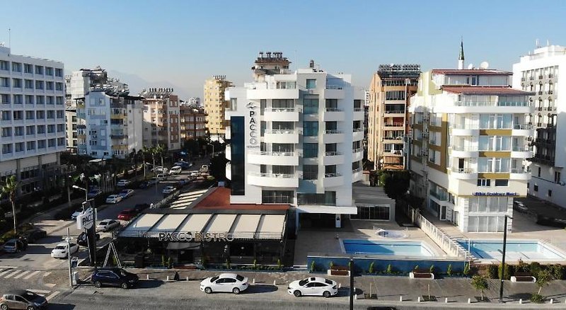 Reo Hotel