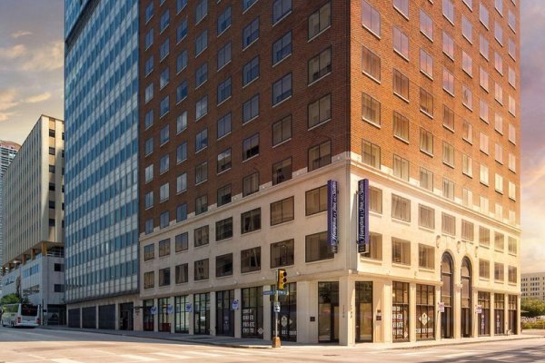 Hampton Inn & Suites Dallas Downtown