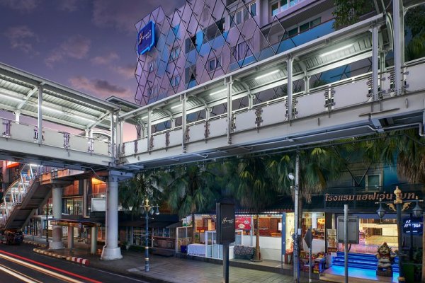 Haven't Met Bangkok Silom By Cross Collection